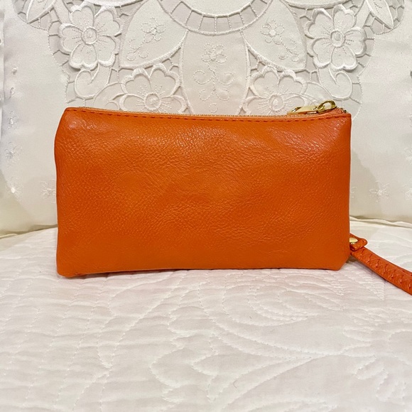 Orange Soft leather wristlet - Picture 2 of 15